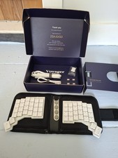 Zsa Voyager Split Ergonomic Keyboard White US Layout, Linear Light, Pro Red