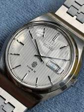 SEIKO TYPE-II Quartz, 1976, with vertical stripe design.