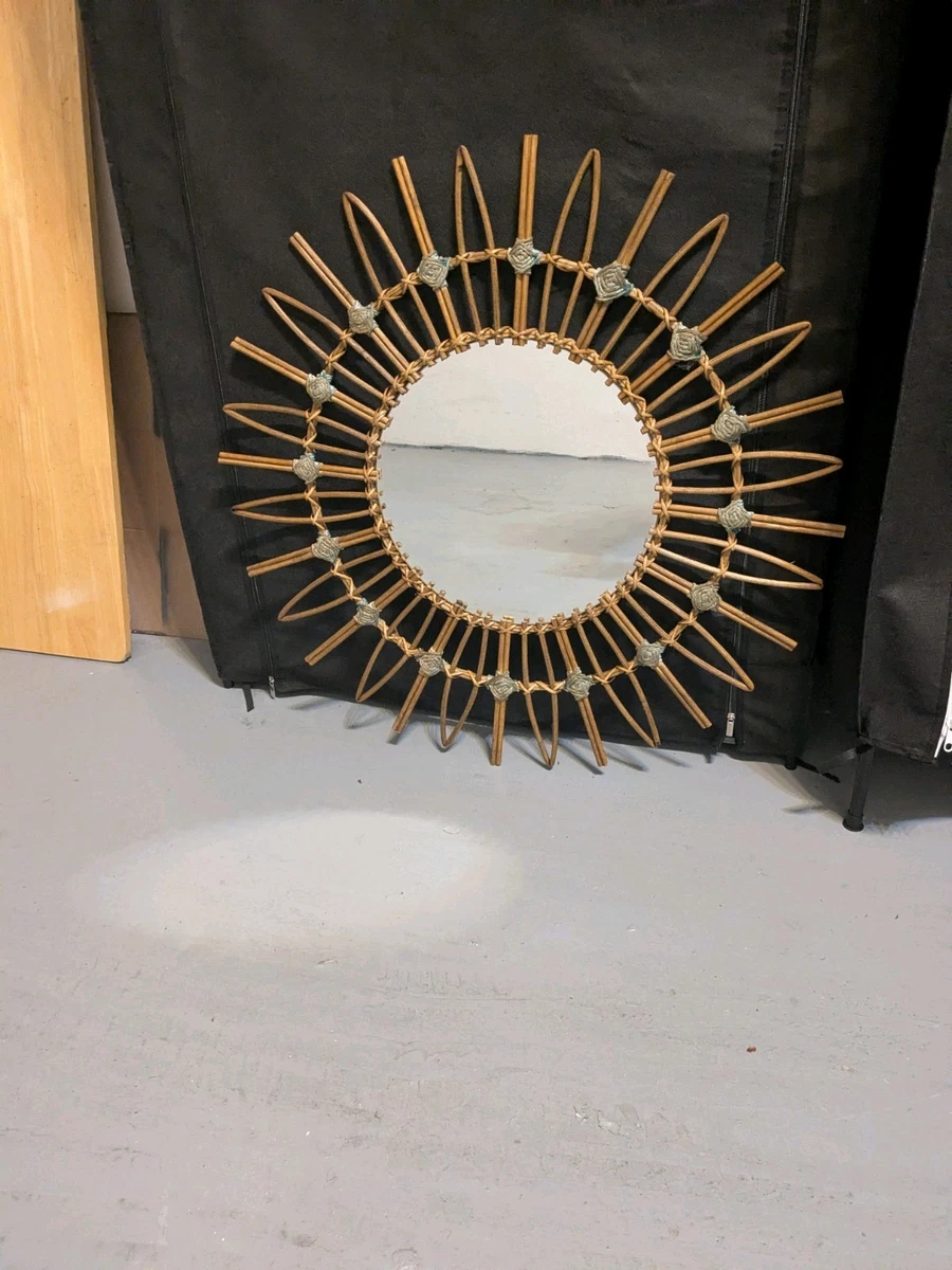 Espejo de selenita Sunburst hecho a mano: decoración de pared celestial - México Espejo de selenita Sunburst hecho a mano: decoración de pared celestial - México