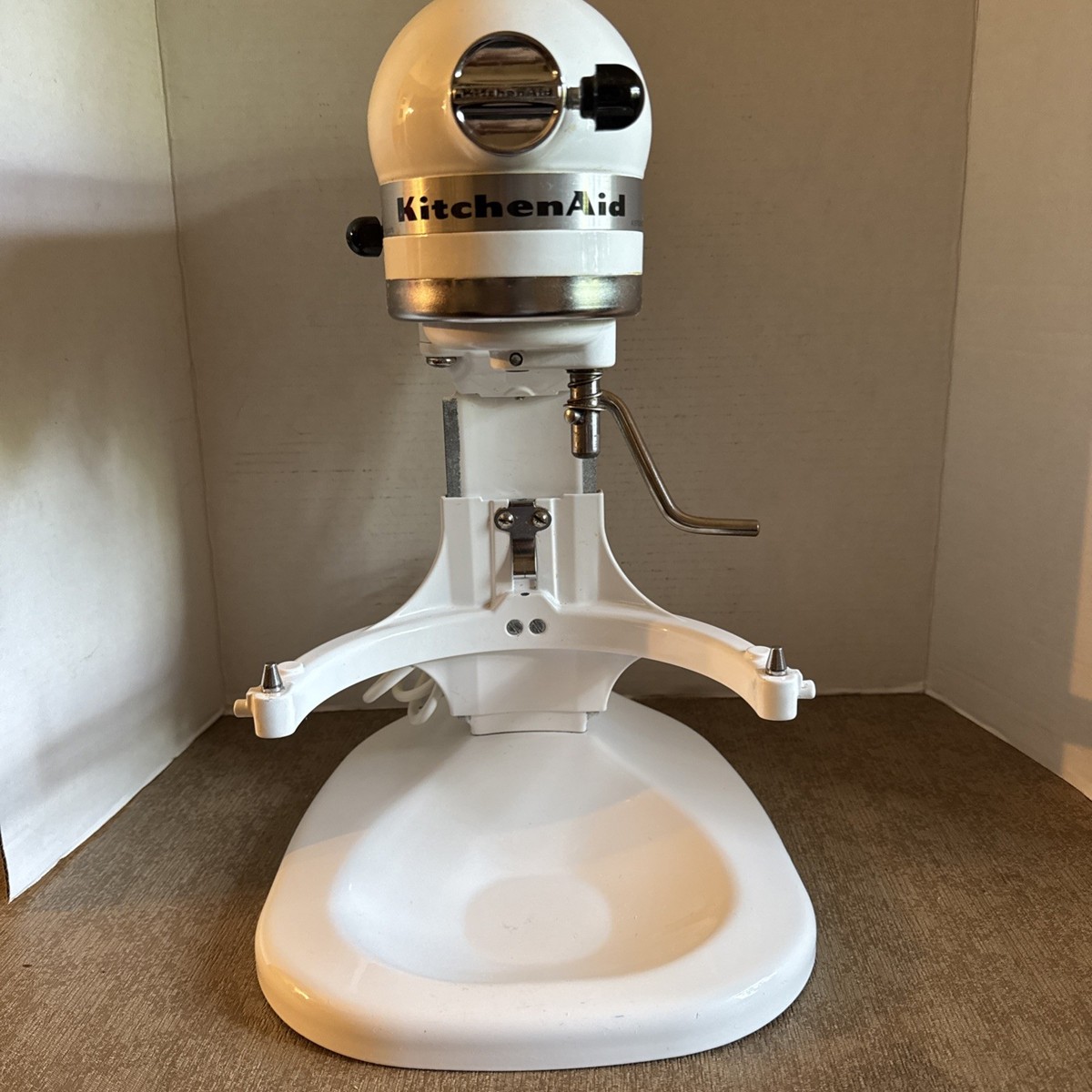 KitchenAid K5SS Mixer White Heavy Duty Series 5qt Counter