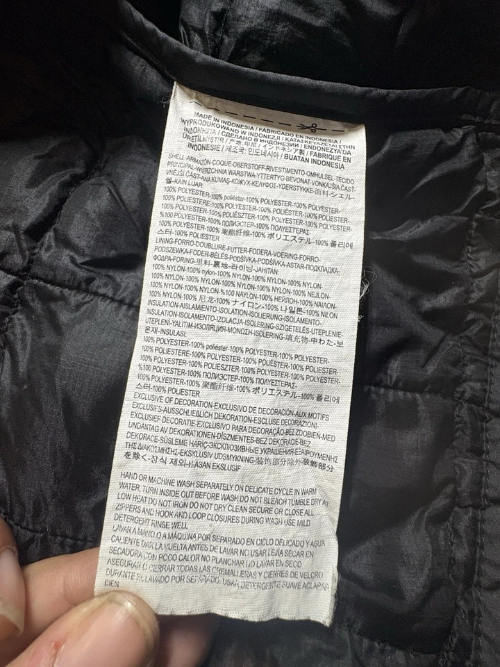 Jaqueta acolchoada Vans X The North Face preta Snap Up masculina tamanho XL Thermoball Tech - Imagem 4 de 4