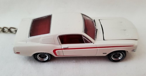 Keychain 1968 Ford Mustang GT White with Red Pony '68 Rare Key Chain - Picture 9 of 14