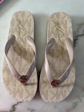 Michael Kors Women Jet Set Sandal Size 8 M Flip Flop Thong Pink Rubber MK Logo