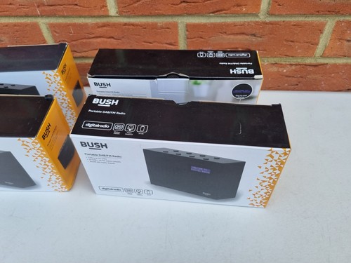 Joblot of 4 Bush Portable DAB / FM Radio, Black. Lot of 4 Bush BD-1709 Portable - Picture 4 of 24