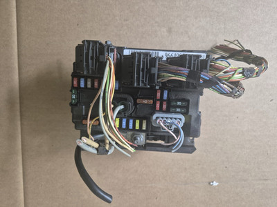 BSM Steuergerät Sicherungskasten Citroen C2 C3 I II Peugeot  9664997780
