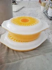 Vintage Pyrex Yellow Daisy/sunflower Oval Casserole Dish (#043) & Lid (#943 C11)