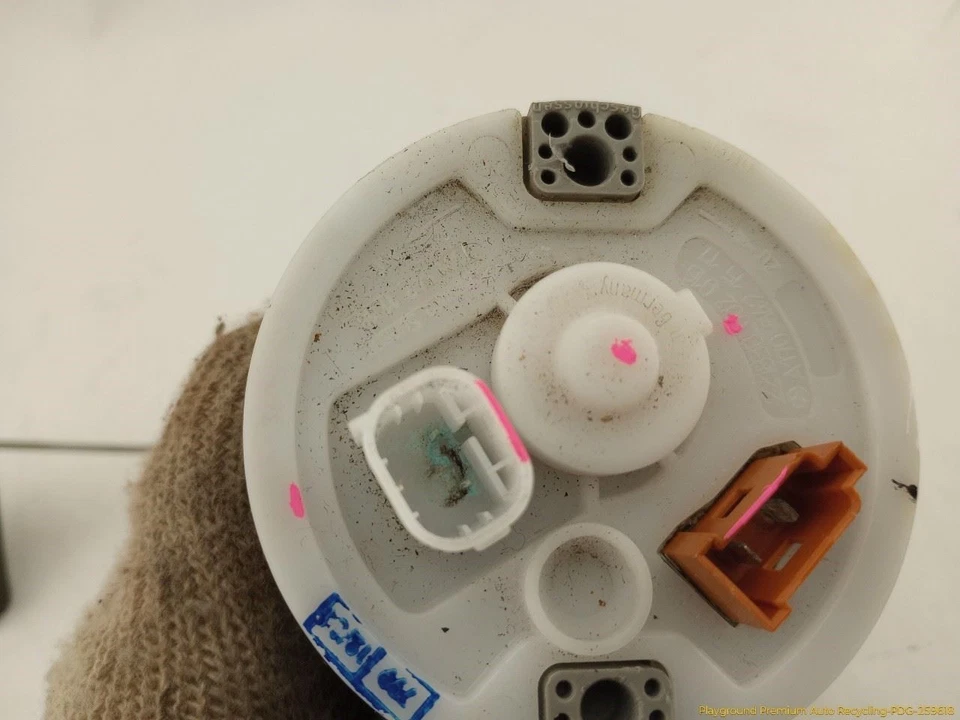 Chrysler Crossfire Fuel Gas Tank Level Sending Unit 3.2L V6 6 Cyl Fits 2004-2008 - Image 4 of 4