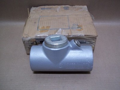 NEW APPLETON EYF-250 EXPLOSION PROOF SEAL OFF SEALED FITTING 2-1/2''  EYF250