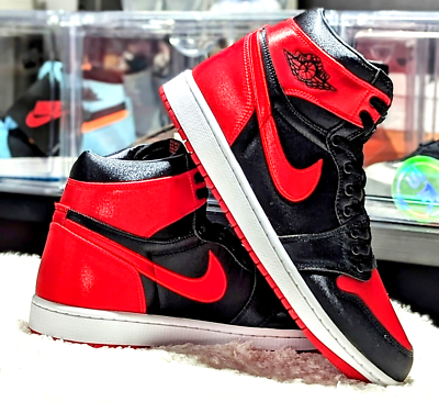 Nike Air Jordan Retro 1 High OG Satin Bred Red FD4810-061 Nike Air Jordan Retro 1 High OG Satin Bred Red FD4810-061
