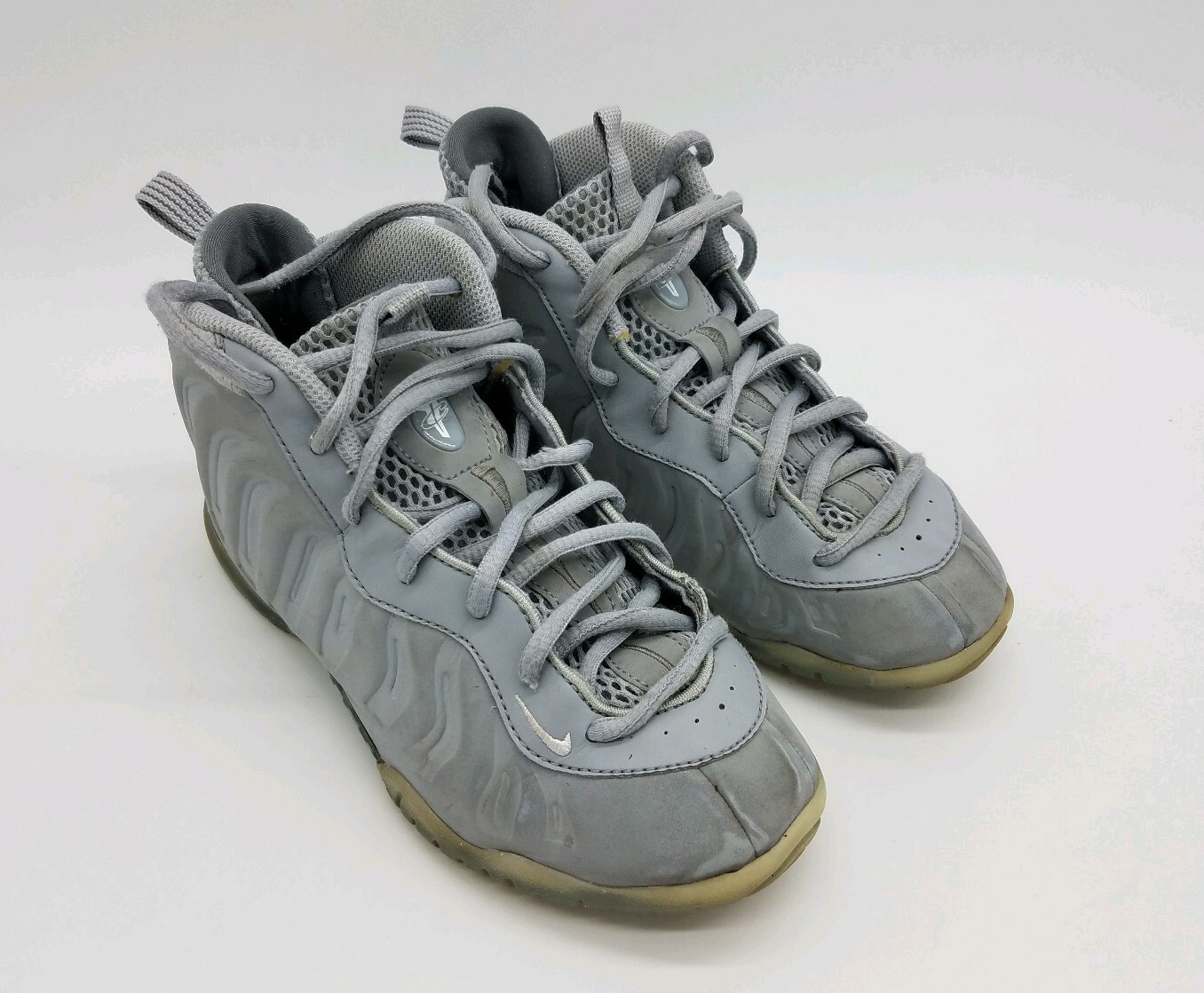 nike foamposite boys
