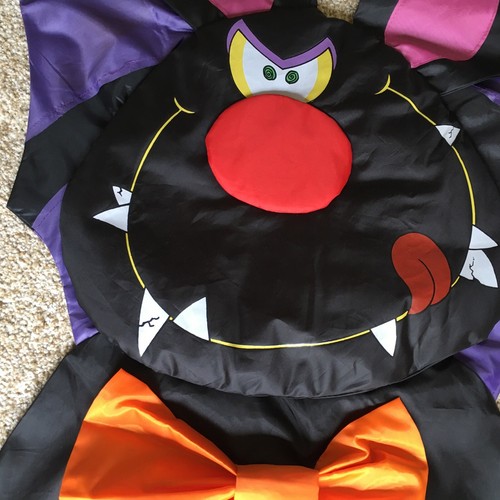 Vintage Fun Funky 3D Halloween Hanging Bat Flag/Banner 44x33 Purple Black Orange - Picture 3 of 5