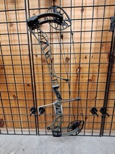 Mathews Lift X 33 70# RH Ambush