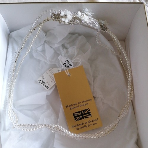 A Lovely JOBLOT Lovely Wedding/Bridal Accessories Jewellery And Veils - Picture 14 of 24