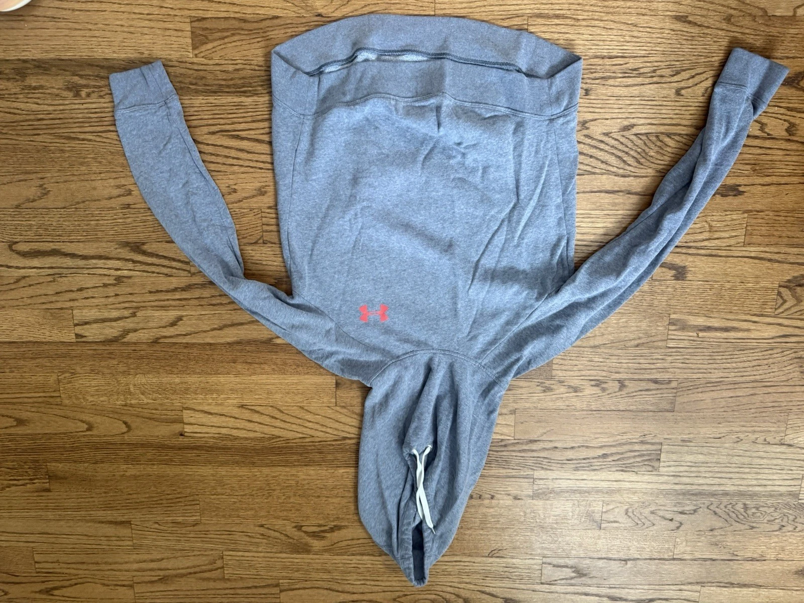 VETEMENTS Felpa con cappuccio donna Under Armour. Taglia piccola e azzurro