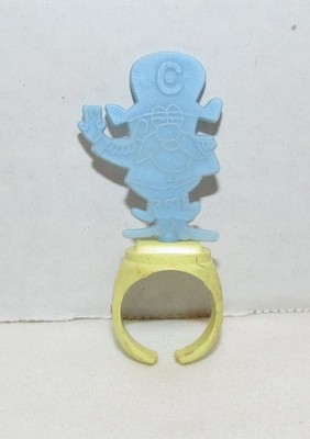 1965 Quaker Cap'n Crunch Cereal Premium Cap'n Crunch Ring 