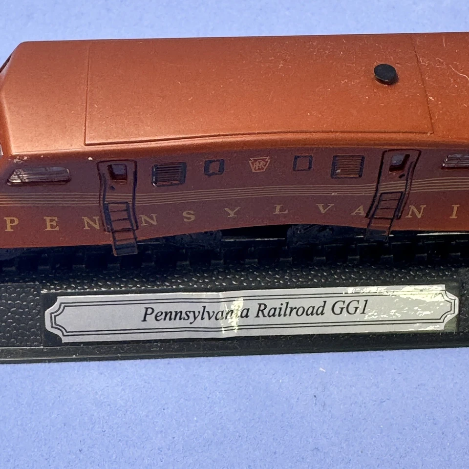 Pennsylvania Train GG1 USA 1:160 Railroad Locomotive Del Prado 049 Display - Image 4 of 4