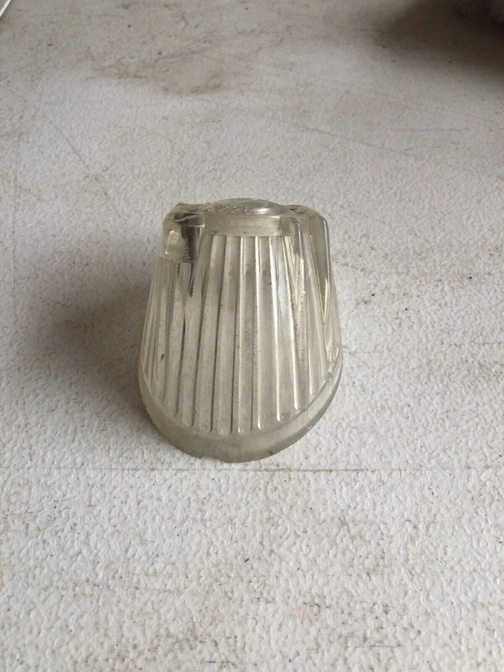 Classic Renault Front Light Indicator Lenses PK 6726 - Image 3 of 4