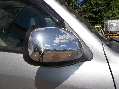 2004-2006 Toyota Tundra Right Door Mirror