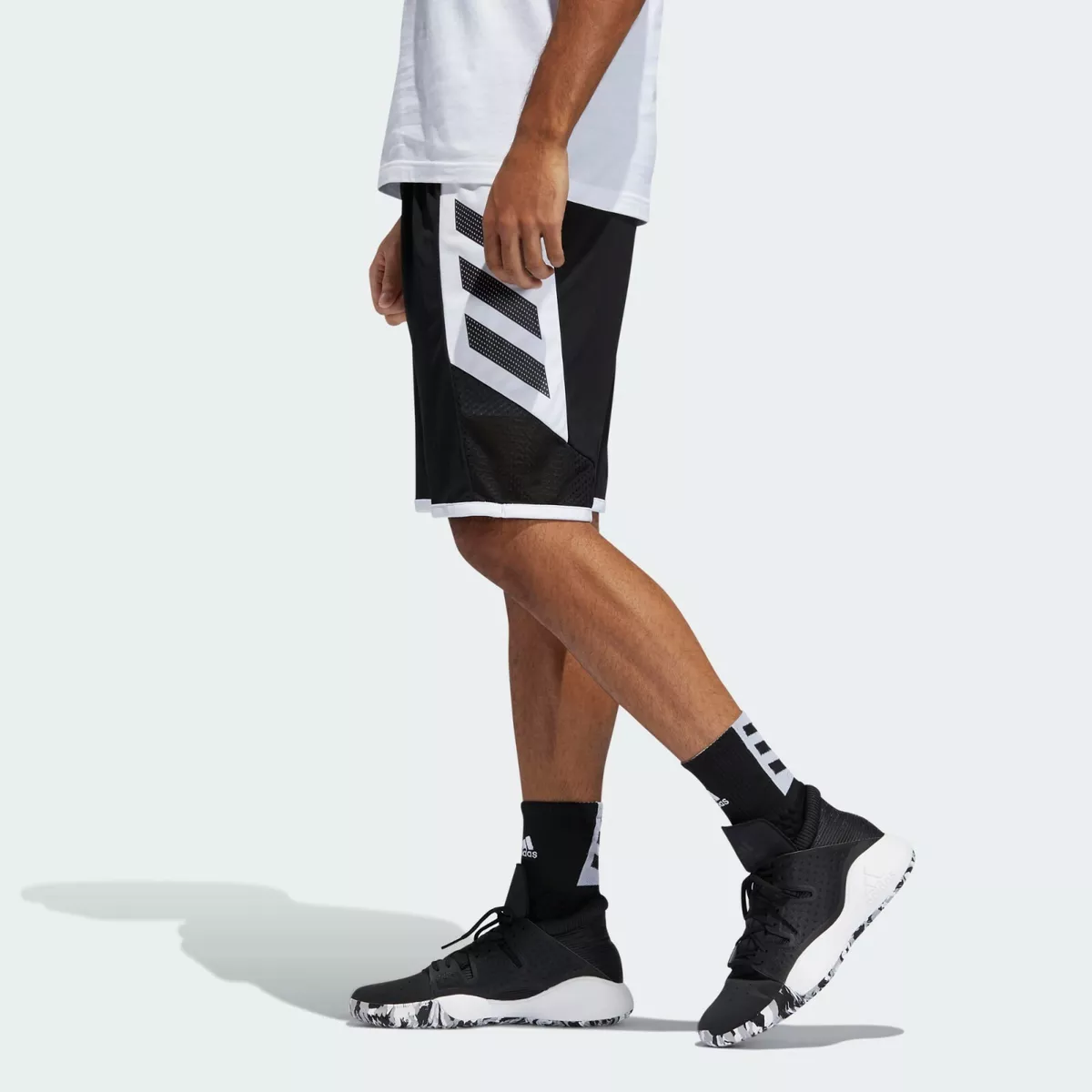 Adidas pro hotsell madness basketball shorts