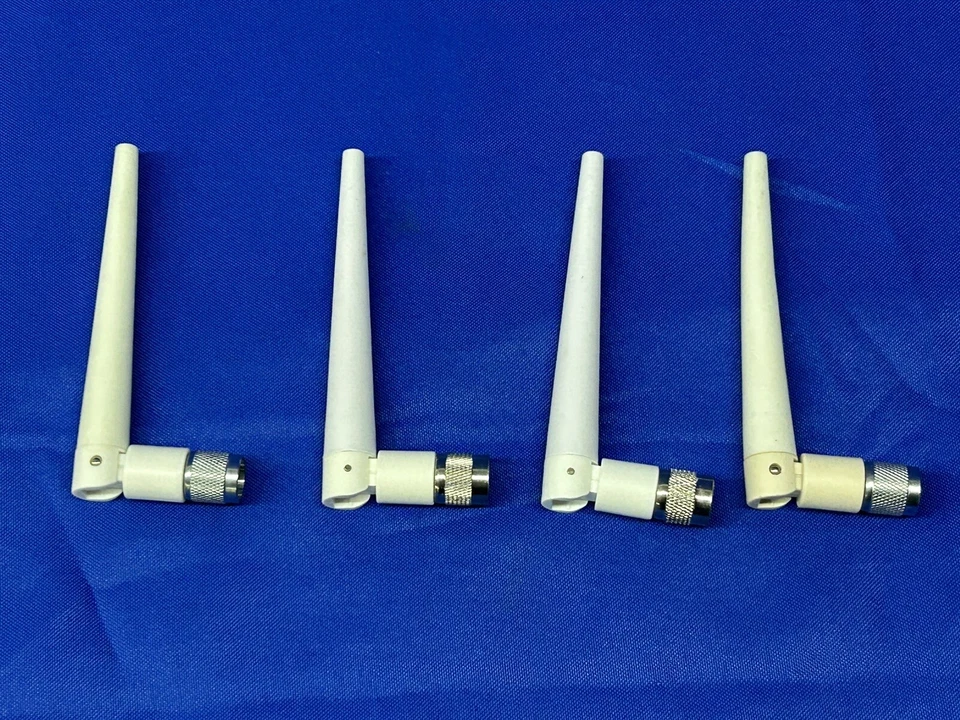 2.4GHz Articulated Dipole Antenna AIR-ANT2422DW-R 2.2 dBi Omni Directional Cisco - Image 2 of 4