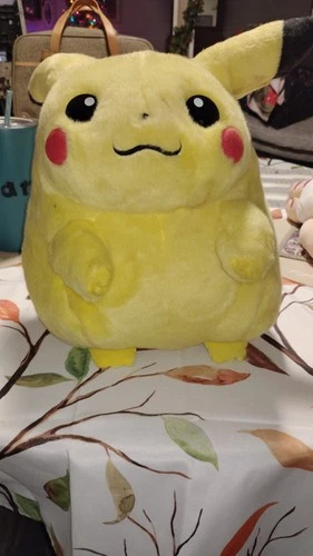 Vintage 1999 Pokémon Jumbo Pikachu Plush Hasbro TOMY 15" Yellow Toy Doll