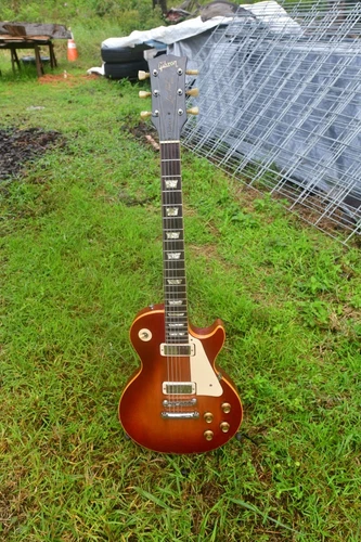 Gibson 1972 Les Paul Deluxe Cherry Sunburst USA Vintage Guitar