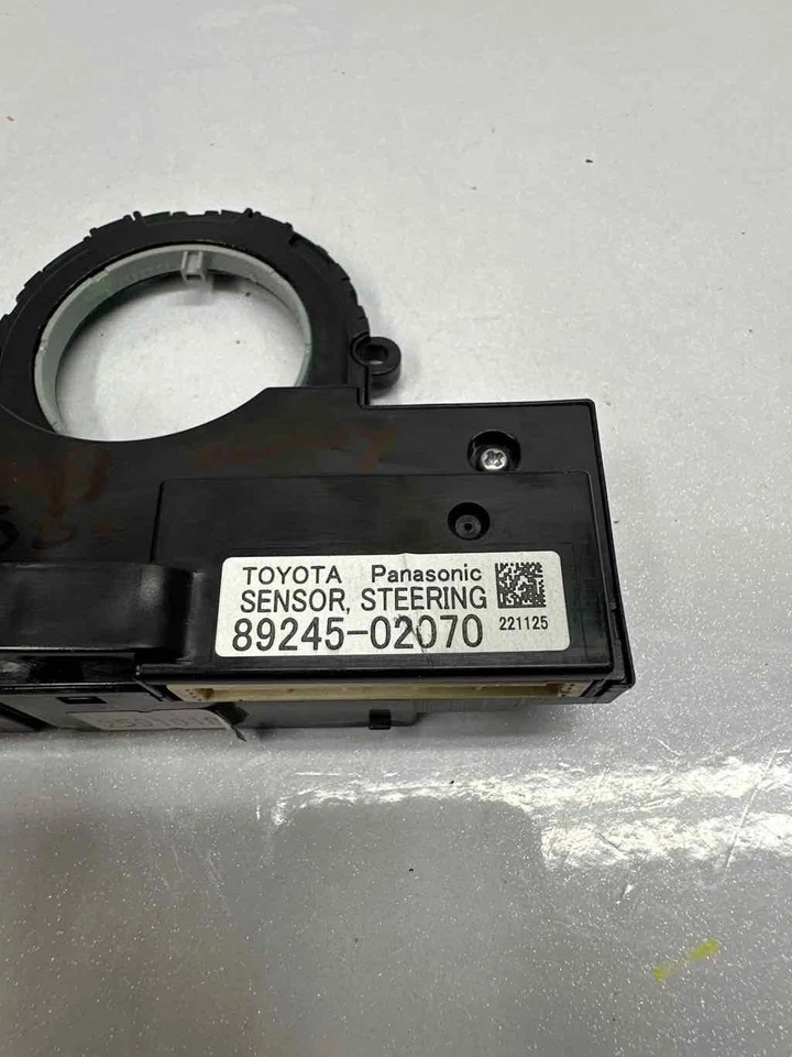 Toyota Camry steering angle sensor 2020 to 2023 crank wheel assy OEM 8924502070 - Image 4 of 4