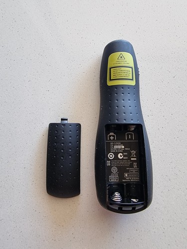 Logitech Wireless Presentation Remote R400 USB with Laser Pointer - 第 5/8 張圖片