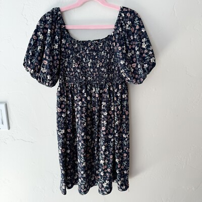 Xtraordinary dress Girls Size Smocked Navy Floral