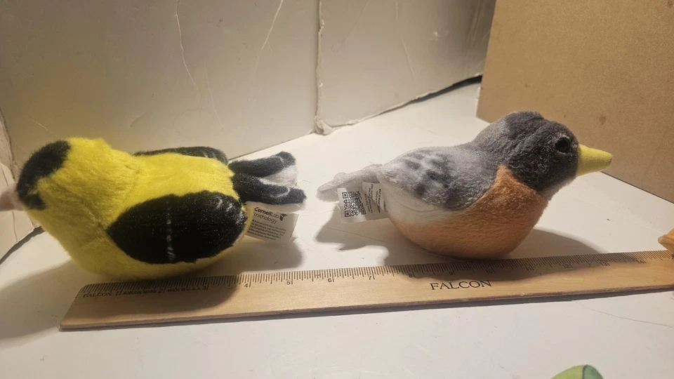 Vintage K & M INTERNATIONAL Plush WORKING SINGING BIRDS Chickadee Robin Audubon - Image 3 of 4