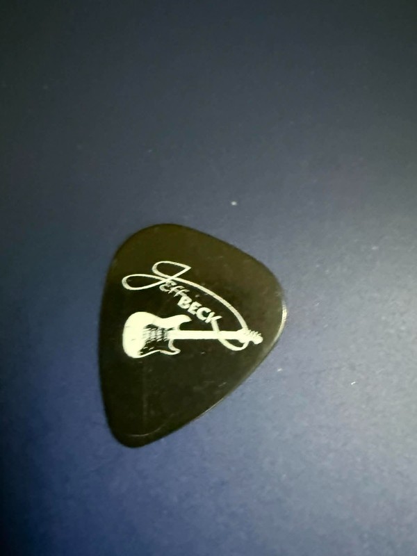 ((( JEFF BECK ))) guitar pick VERY RARE #1