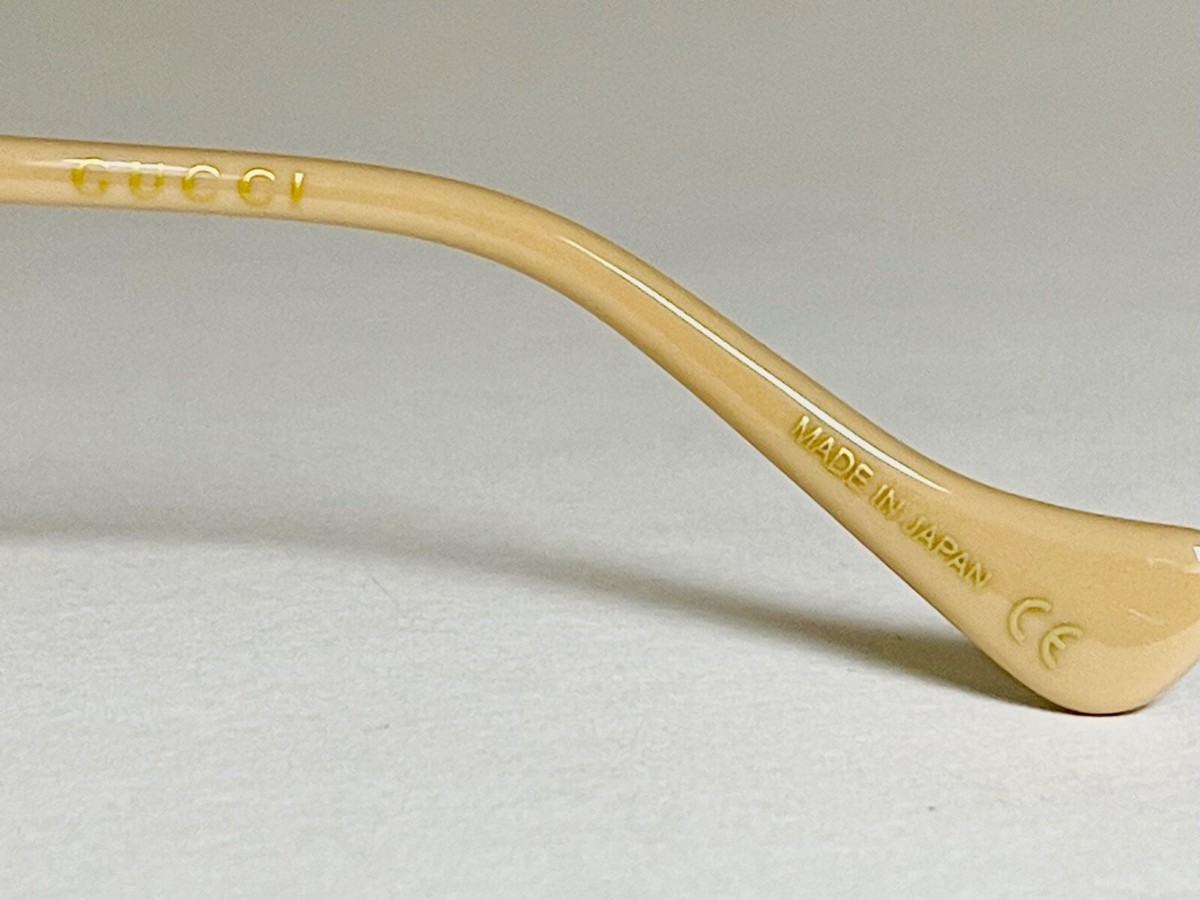 GUCCI 1091 Gold Pilot Logo Unisex Navigator Metal Eyeglasses GUCCI 1091 Gold Pilot Logo Unisex Navigator Metal Eyeglasses