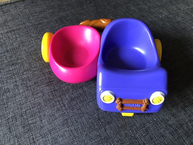 weeble wobble airplane