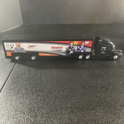 Lionel Nascar Authentics 1:64 Hauler #24 #88 Hendrick Motorsports