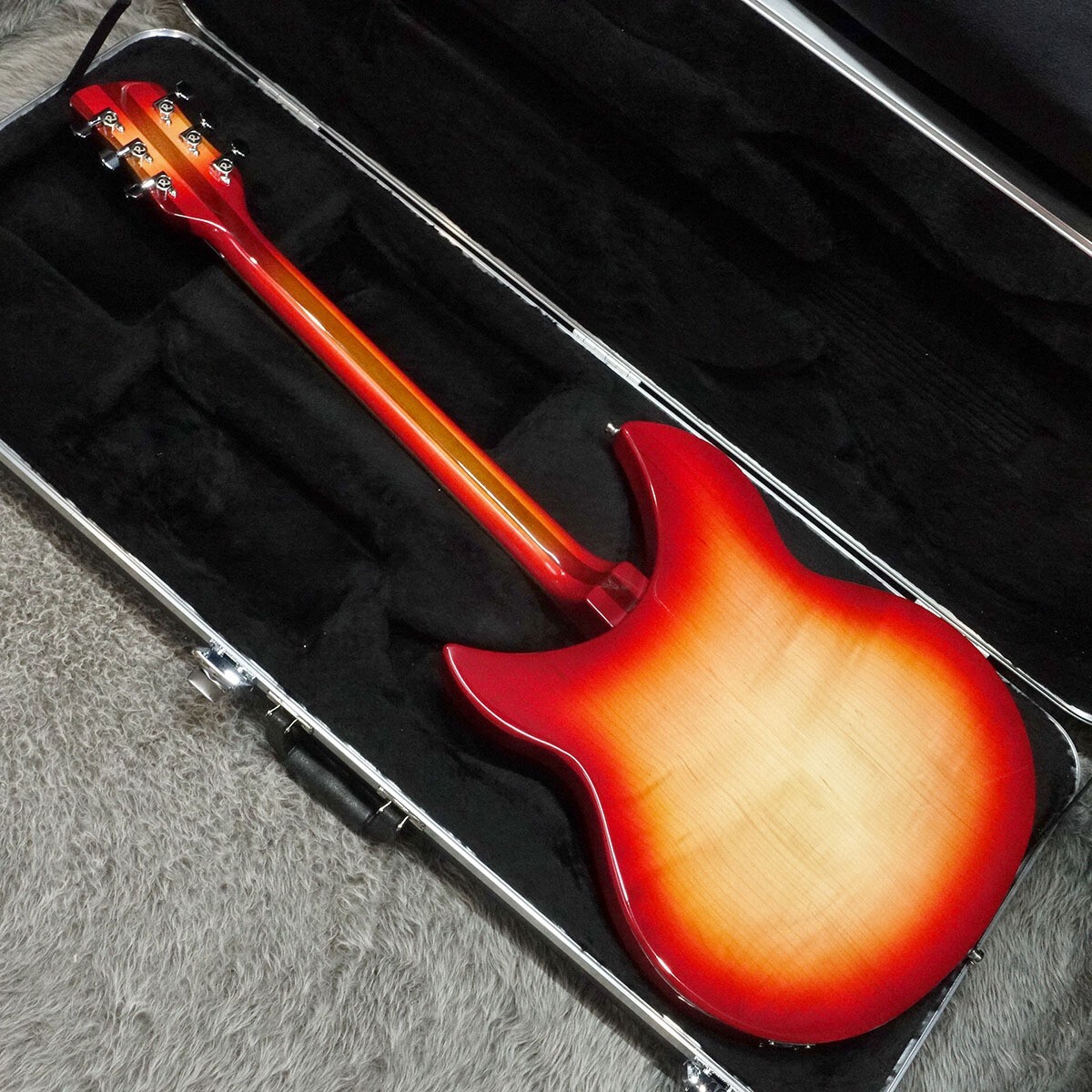 NEW* Rickenbacker Model 330 Fireglo Semi-Hollow 2 Hi-gain