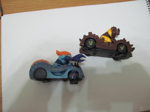 COPPIA MACCHINE GORMITI NICK E TOBY PER PISTA ELETTRICA MONDO MOTORS