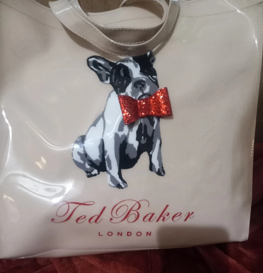 Bolso Ted Baker Vintage Rosa, Perro con Lazo Rojo en la Parte delantera y trasera Foto 2 de 4