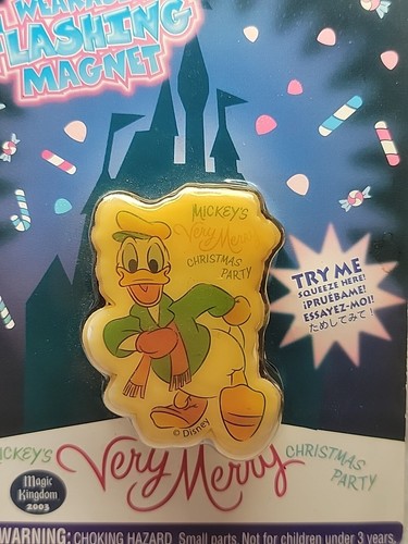 Mickey's Very Merry Christmas Party 2003 Donald Duck Pin Wearable Magnet WDW NOS - Picture 2 of 3