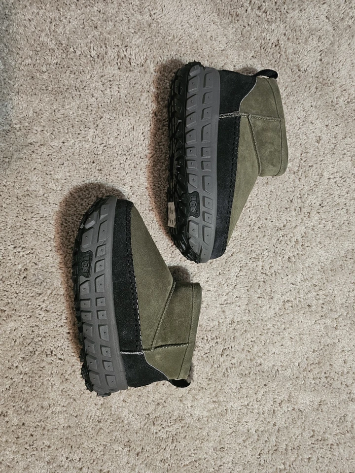 Botas UGG Venture Daze Ultra Mini Verde Oliva 1158200 Para Mujer Talla 8 Para Hombre Talla 7 Foto 3 de 3