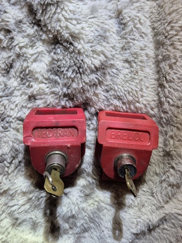 LOT OF 2 - Durable Poly Gladhand Locks - Keyed Alike - USED - FREE SHPG