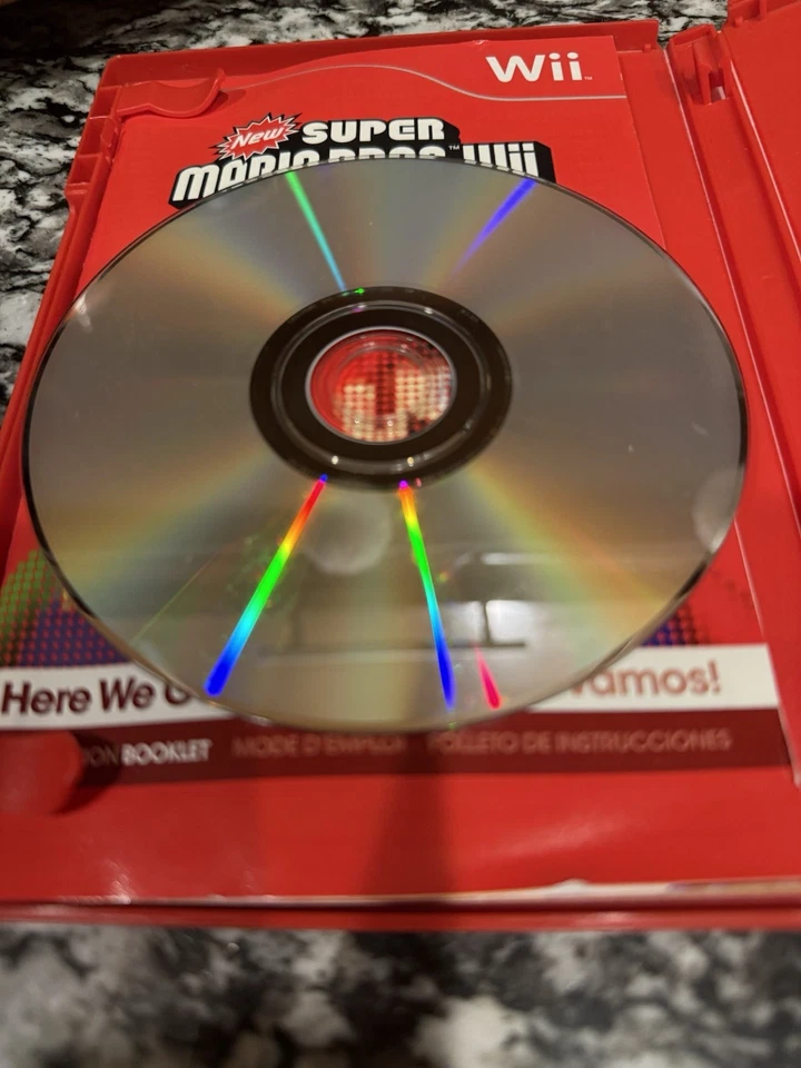 Nintendo Wii Mario Lot 3 Games Mario Kart, Super Paper Mario & Super Mario Bros - Image 3 of 4