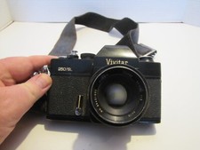 VTG VIVITAR 250/SL 35MM CAMERA W/50MM 1:1.8 049MM LENS WORKS USED READ