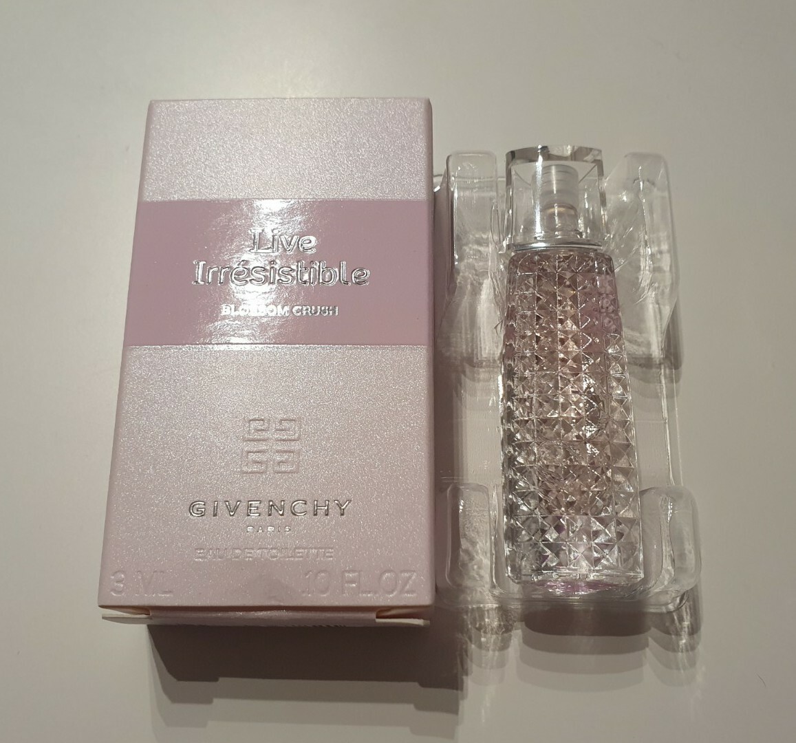 givenchy live irresistible blossom crush