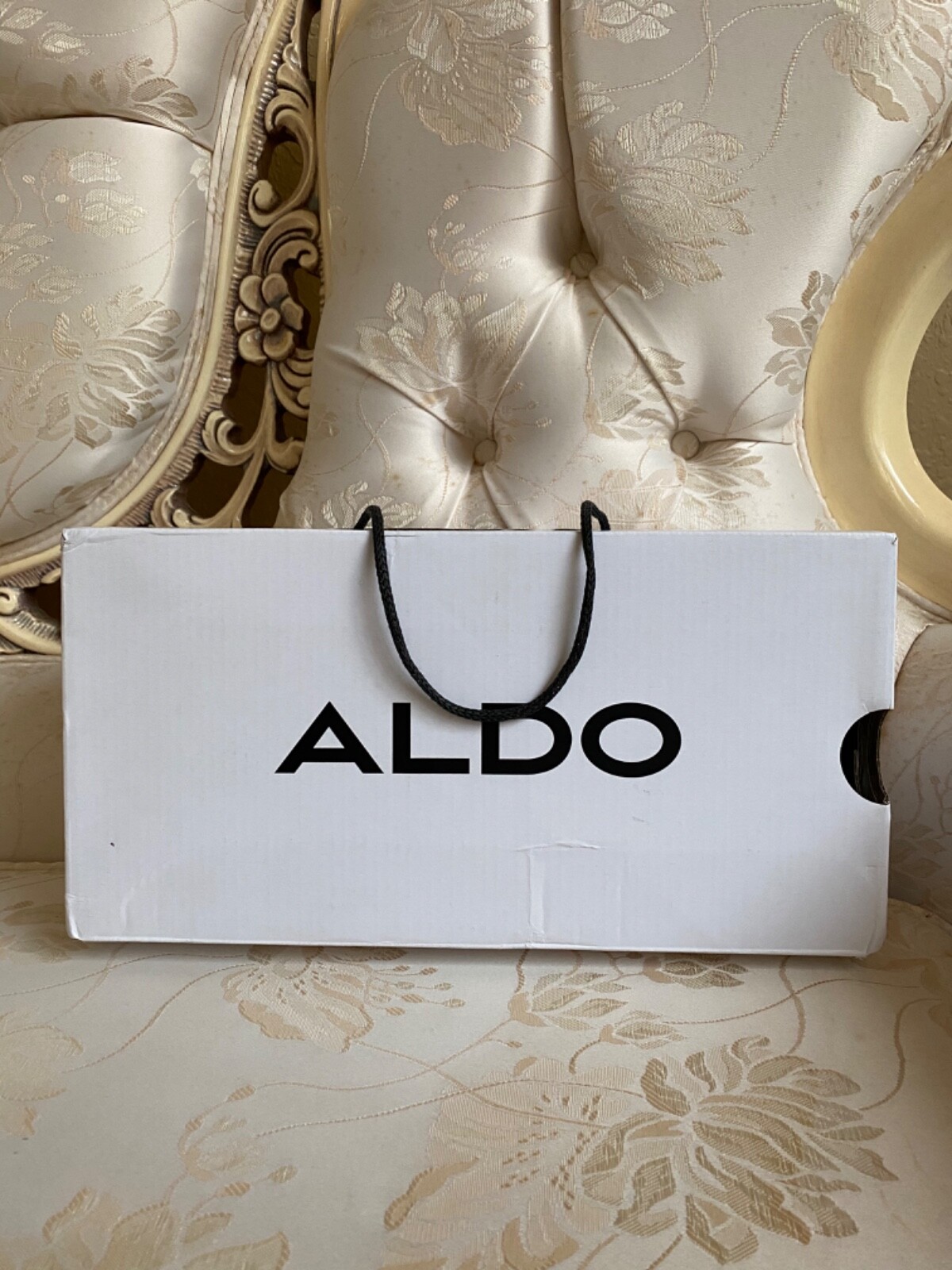 Aldo size 8.5 women's ballet flats in classic styles-image