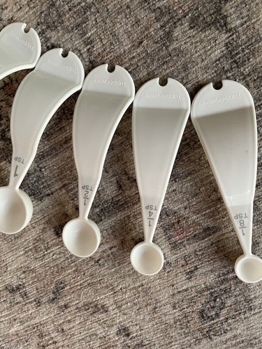 Tupperware Measuring Spoons From Curved Set Of 6 Gray Lettering No D-ring - Bild 3 von 6