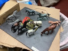 Lot of 9 plastic horses