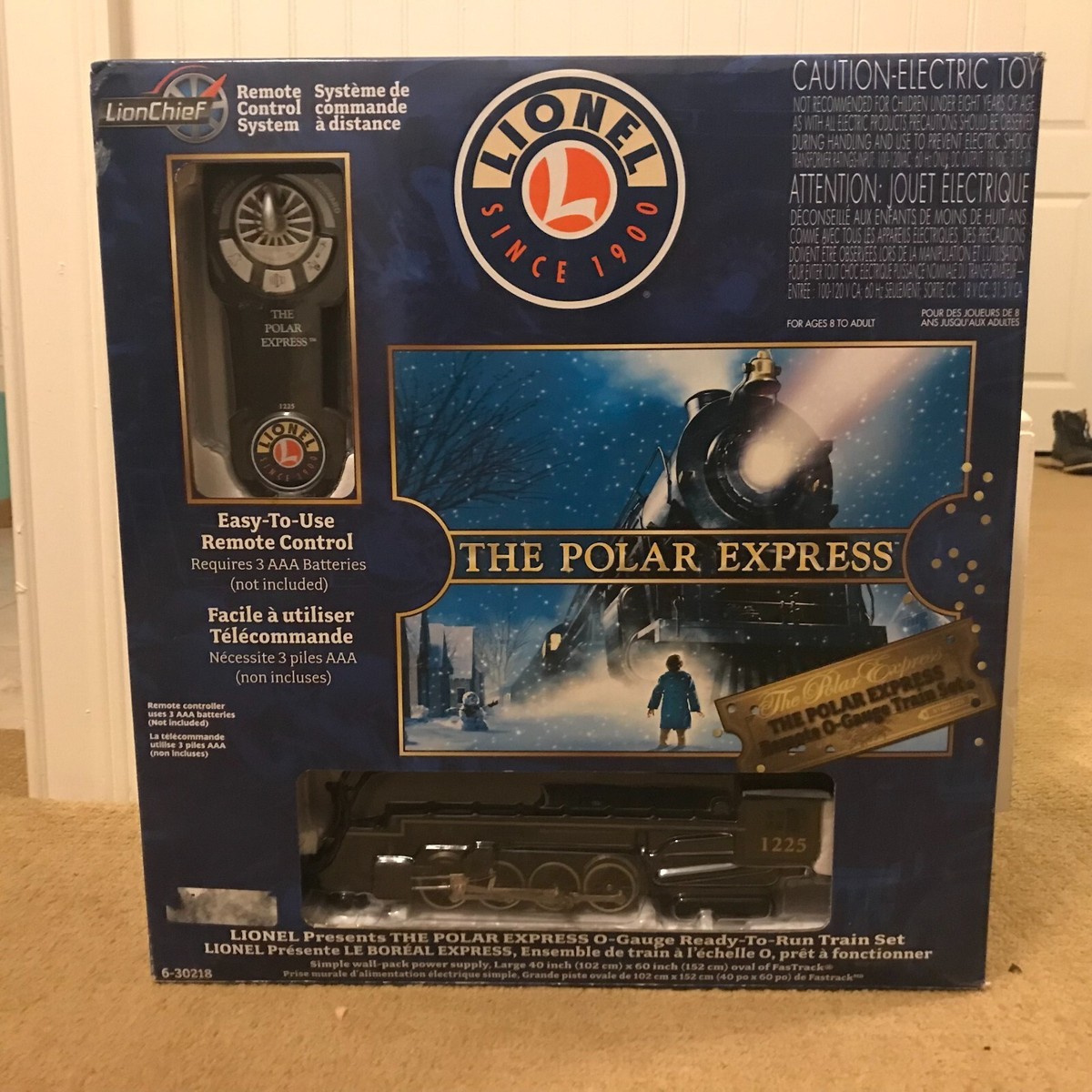 Lionel LionChief Polar Express O-Gauge Ready-to-Run Set (6-30218