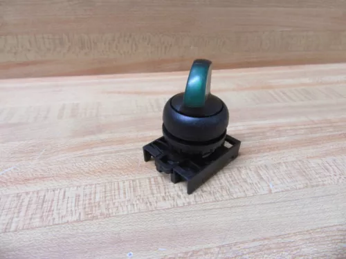 Eaton M22S-WLKV-G Cutler Hammer Selector Switch M22S-WLKV-G