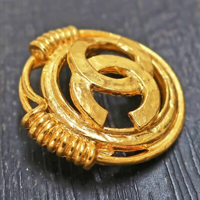 CHANEL Gold Plated CC Logos Round Vintage Pin Brooch #676c