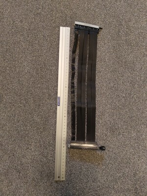 Lian Li PW-PCI-E38-1 Riser Card Kabel Gen.3 x16